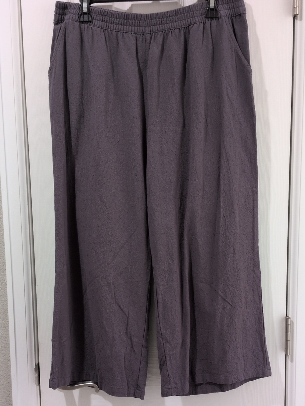 High-waisted, Crop, Wide-Leg Elastic Waist Pants for Women - Charcoal Gray